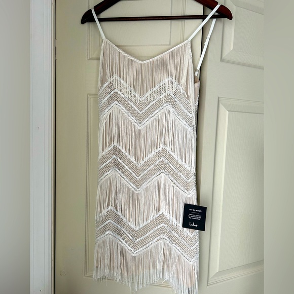 NWT Lulus Flapper-Style White Dress (Short, Body-Con) - Picture 1 of 3